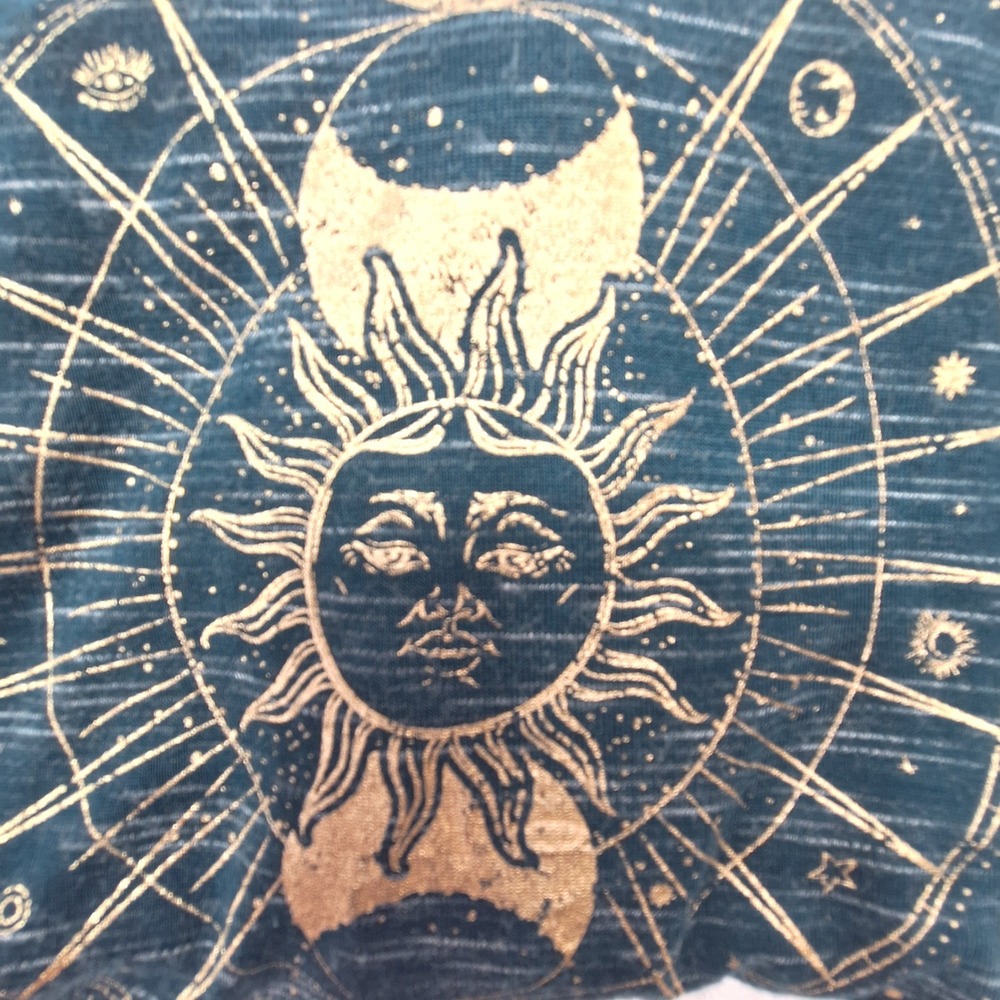 Tru Self Top Womens Medium Blue Celestial Sun Moon Space Dye Short Sleeve Shirt